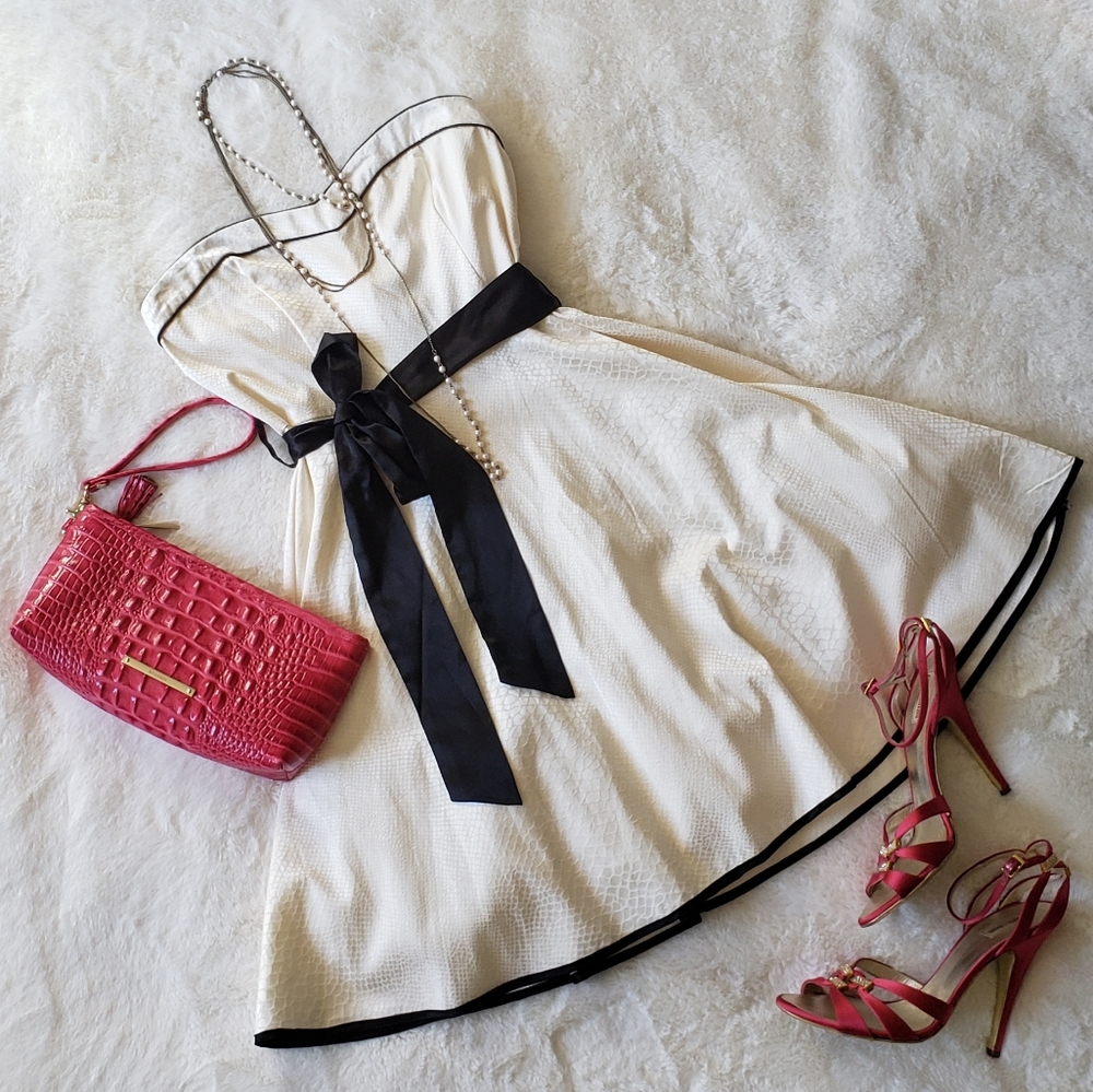 🆕️👗City Triangles-Dress